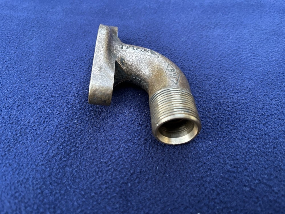 Bendix air compressor fitting
