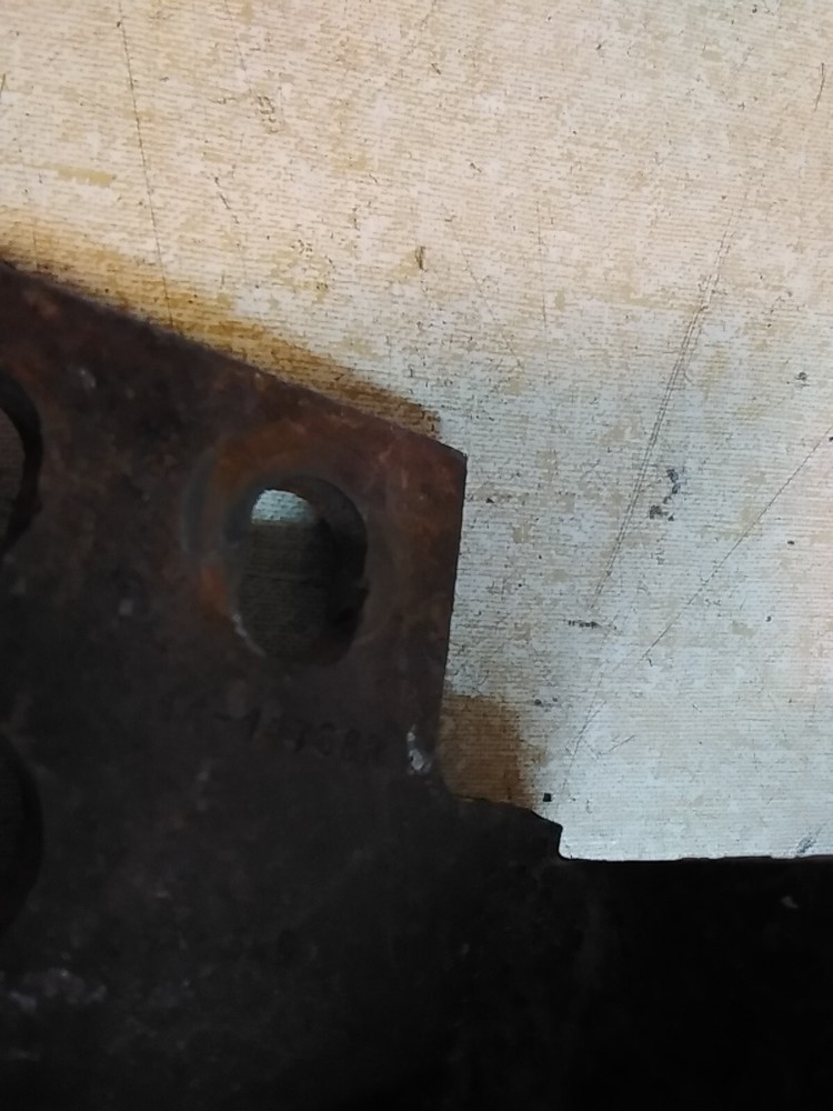 Peterbilt 14-14768R Cab Mount Exhaust Bracket Support