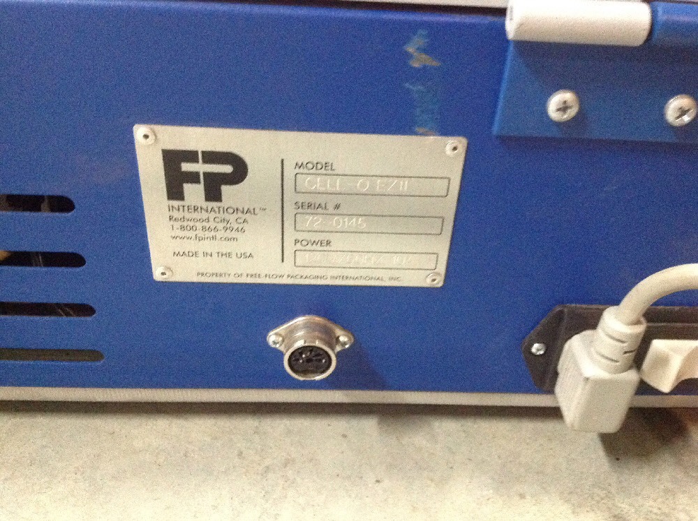 Cell-o Ez 2 air cushion air bubble Pillow Packing machine Powers On Untested.