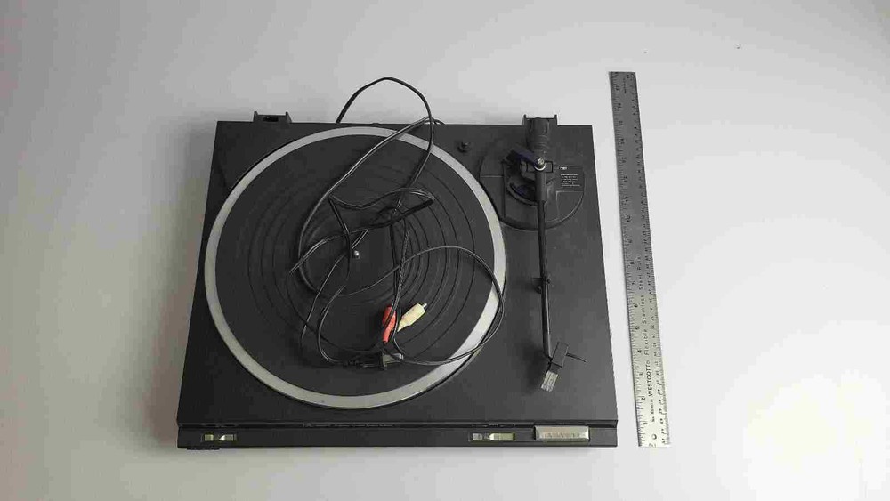 Technics Sl-B260 Automatic Turntable Technics P23 Cart (needs stylus) no cover