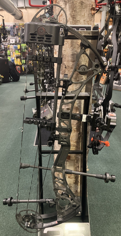 Bowtech Honor 25th Anniversary RH 70# Full Package