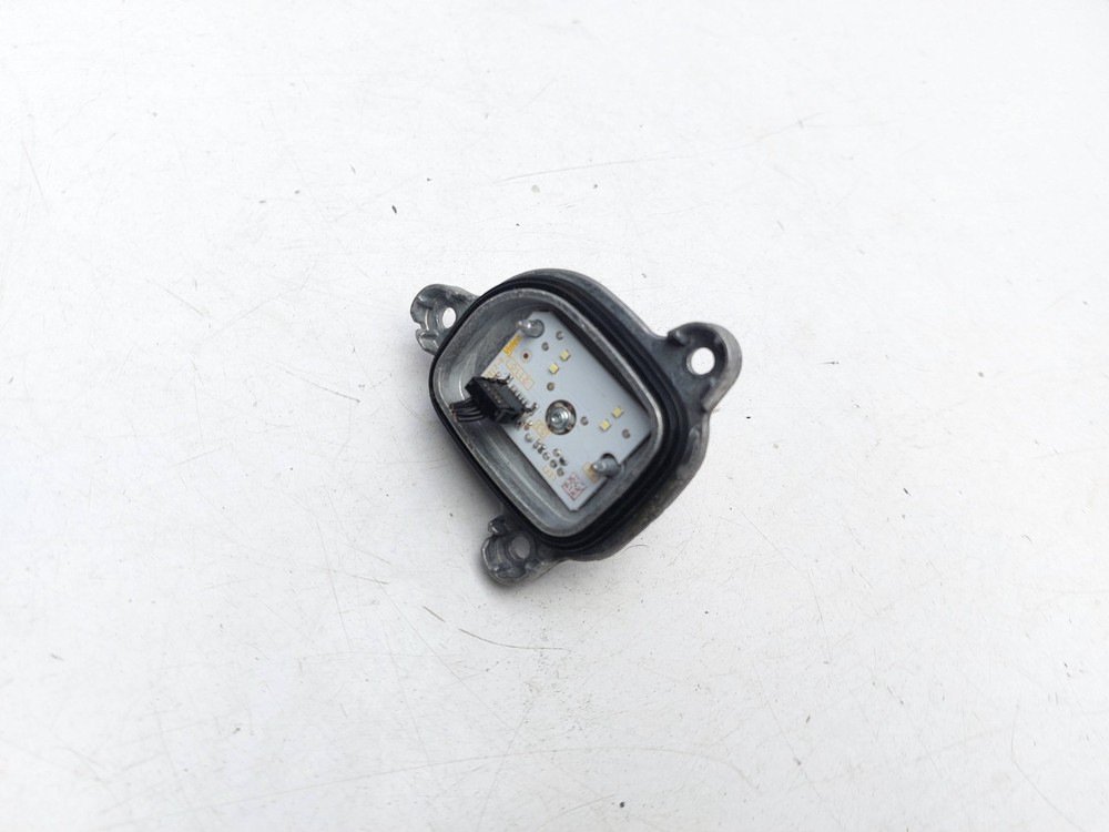 LED DRL HEADLIGHT BALLAST MODULE 90197131 AUDI Q2 2022