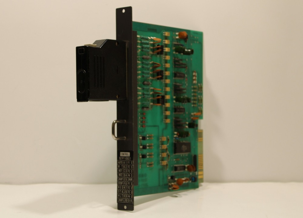 Omron SCYP7-EDO21-P Board
