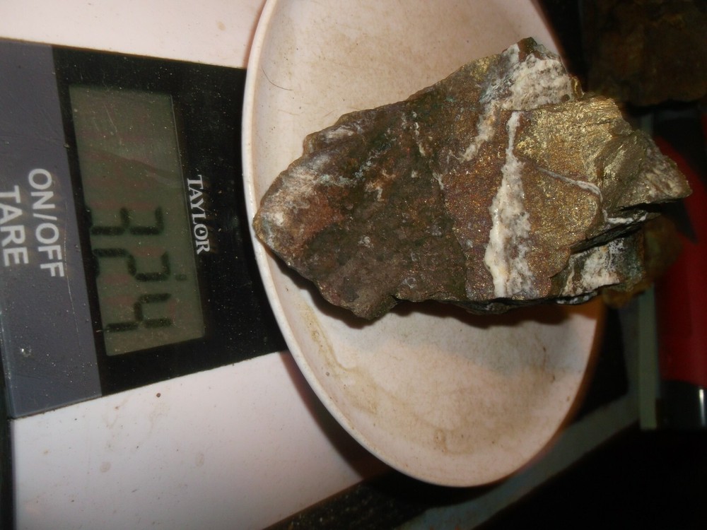 Gold, silver, copper, 324 grams samples ,ore high grade .