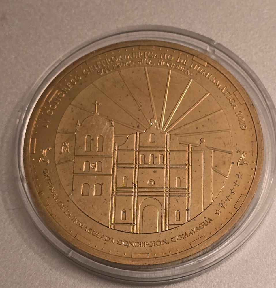 Honduras Centroamericano Commemorative Coin Uncirculated Cathedral Map