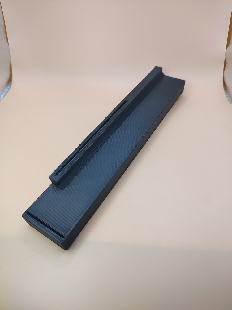 GPU Display Stand - Low profile stand for you retired Graphics Card!