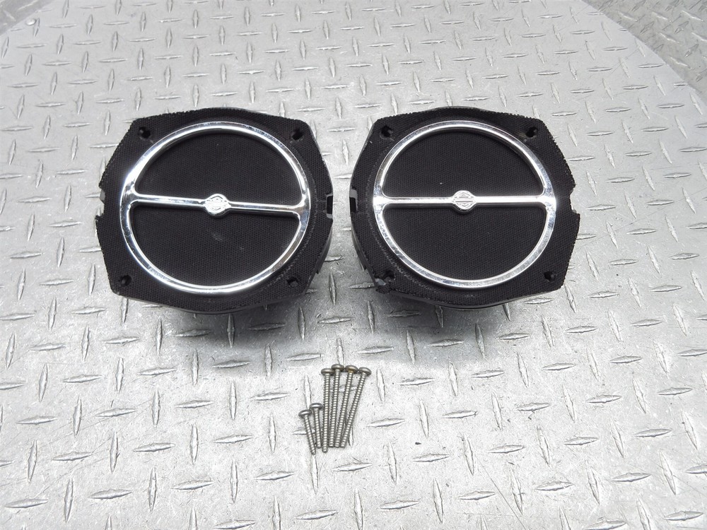 2012 Harley Tri Glide Classic FLHTCUTG Left Right Fairing Speaker Audio Housing