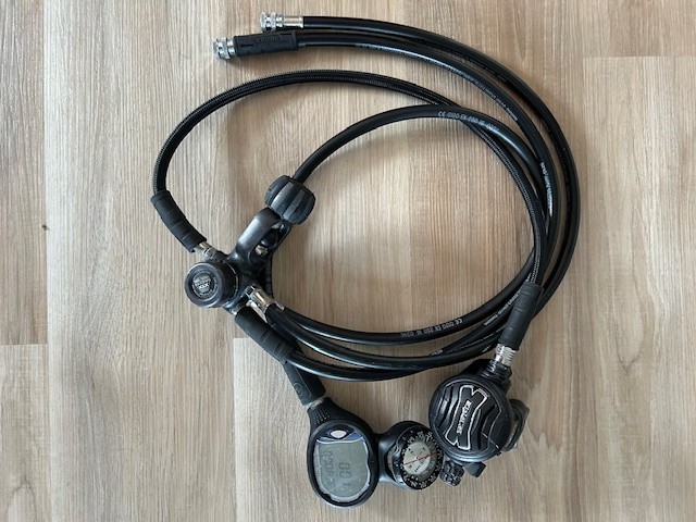 Apeks Scuba Regulator with Aqualung Dive Computer