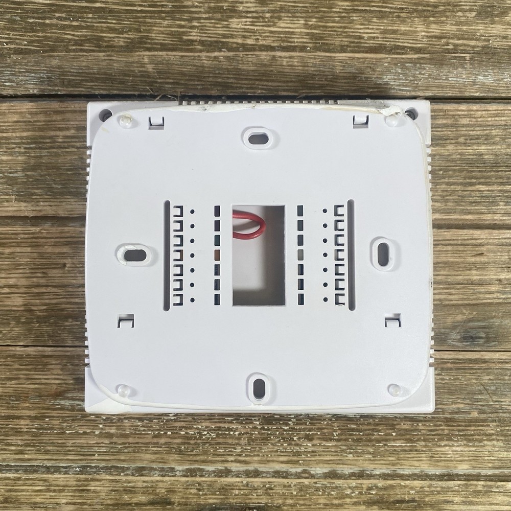 Pro1 T701 Digital Non-Programmable Thermostat