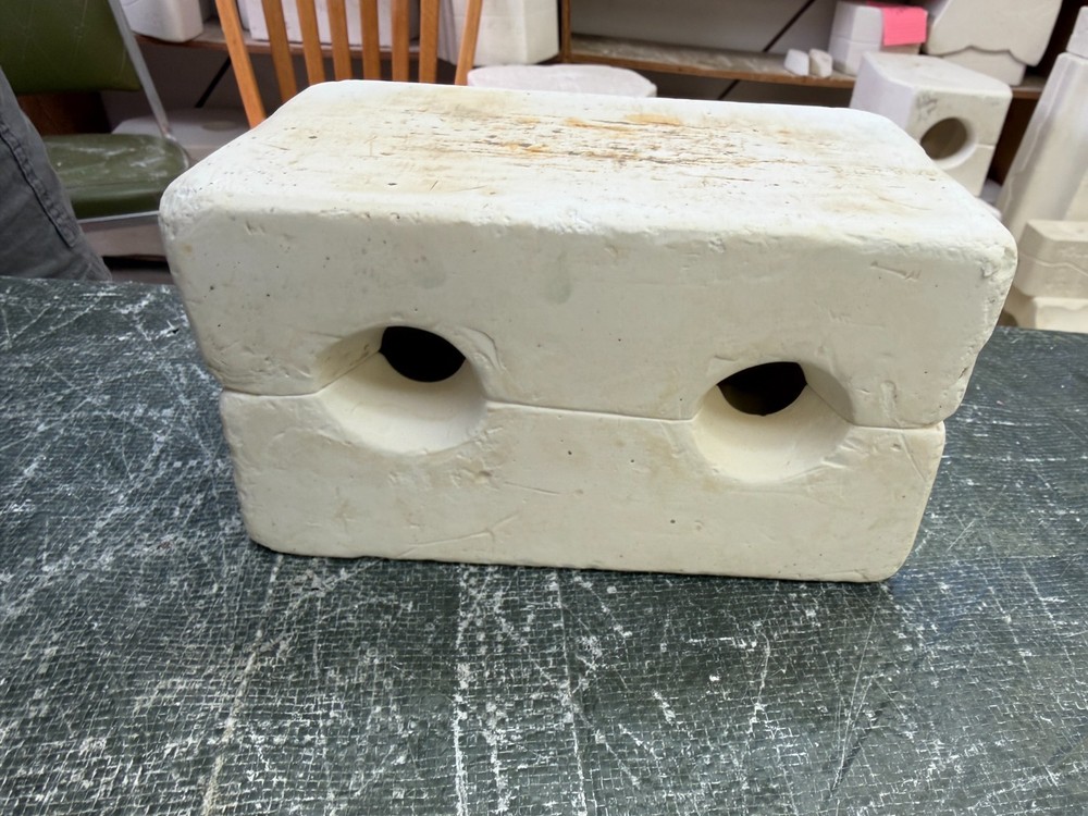 VINTAGE BOOTHE CERAMIC MOLD #332 LARGE APPLES