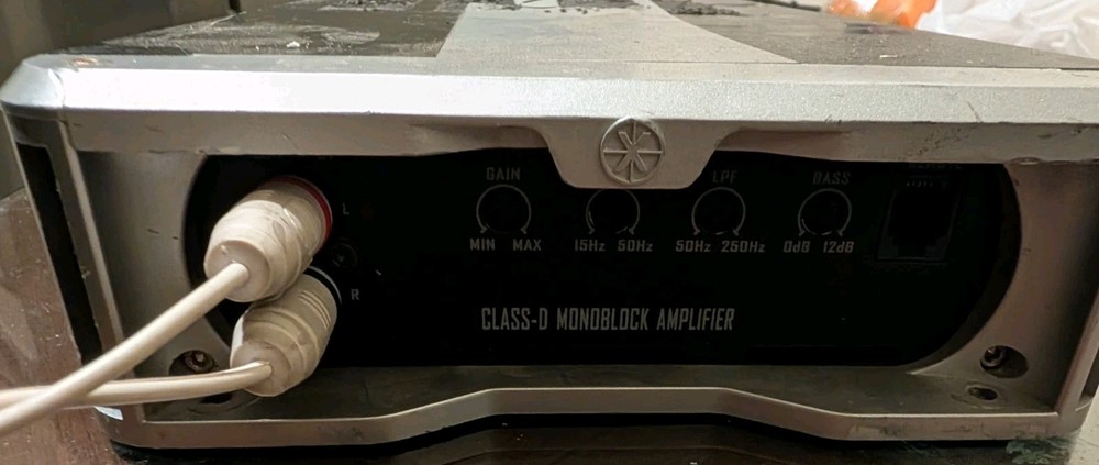 Execution Audio class d monoblock car amplifier 1500 Watts Rms @ 1 Ohm TESTED