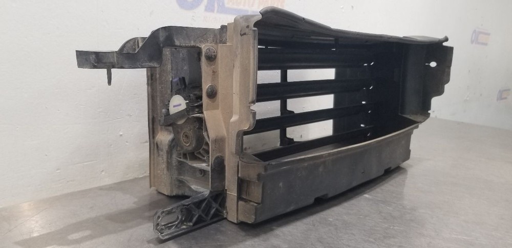 21 FORD EXPEDITION LOWER AIR SHUTTER 3.5L