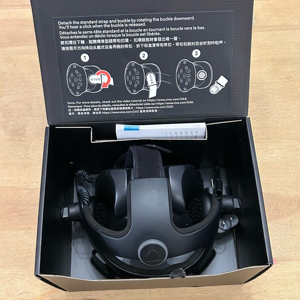 HTC Vive VR Headset System PC-Based Steam Powered W/Deluxe Audio Strap & Stands