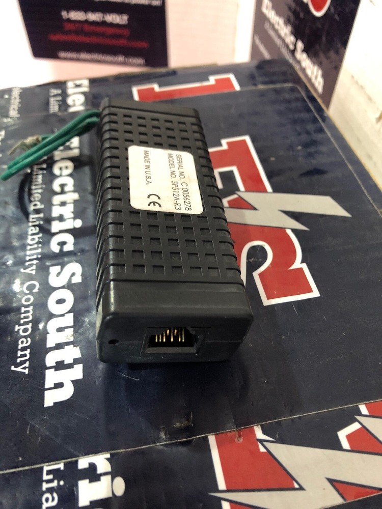 Black Box Surge Protector SP512A-R3