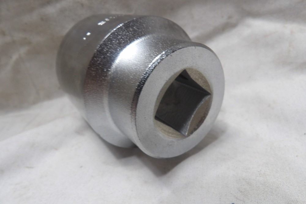 Blackhawk 3/4" Drive 1-11/16" Socket 60054 - USA