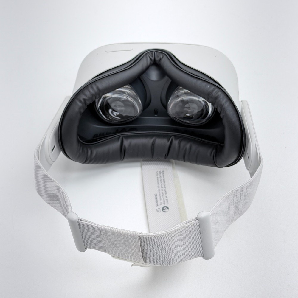 Meta Oculus Quest 2 128GB VR System Headset w/ Strap *NO POWER*