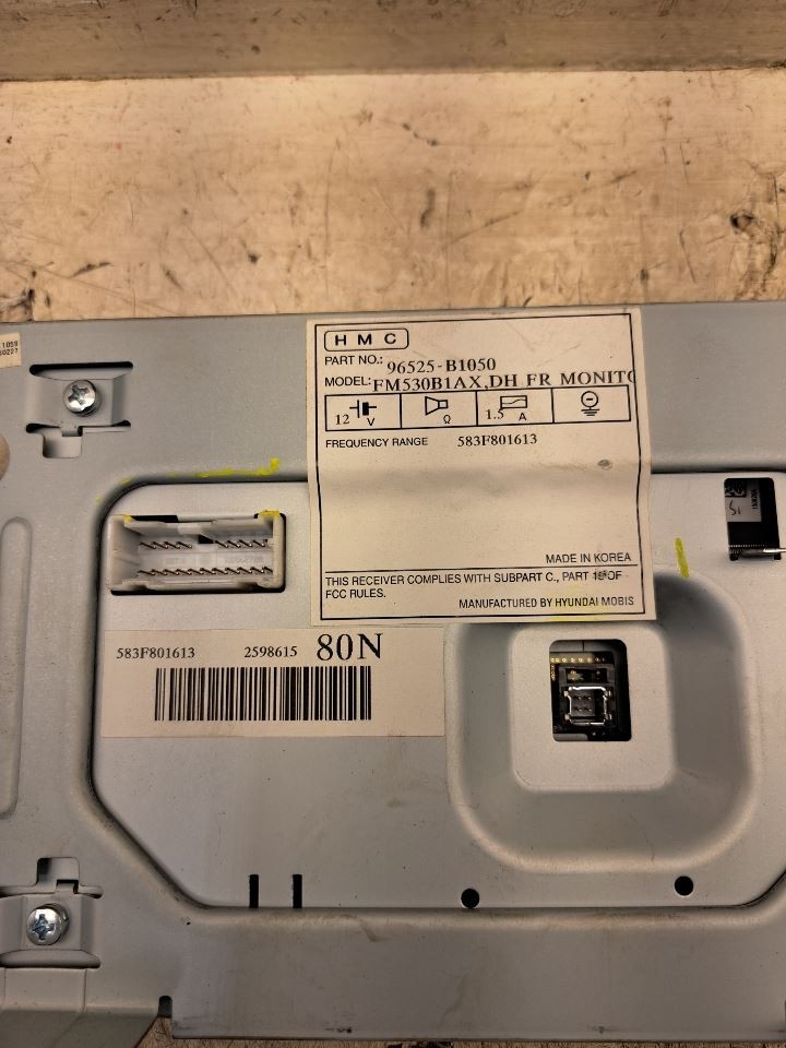 2016 Genesis Display Screen,96525b1050 Sku#4396948