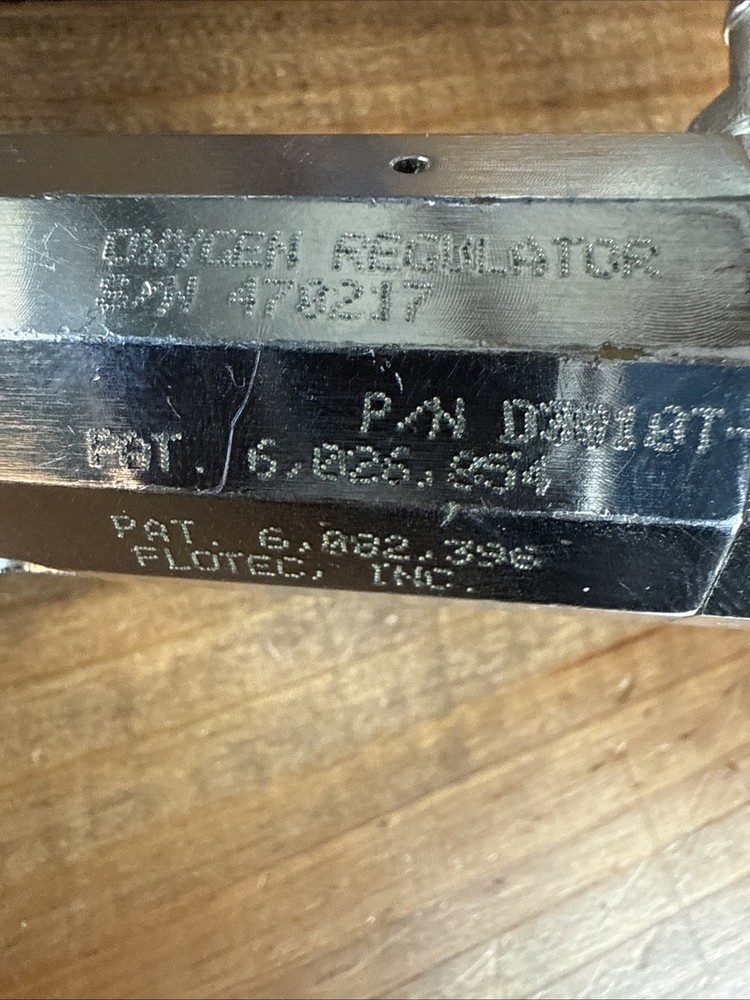 Flotec, Inc. Heavy Duty Oxygen Regulator - Green / Silver - Untested