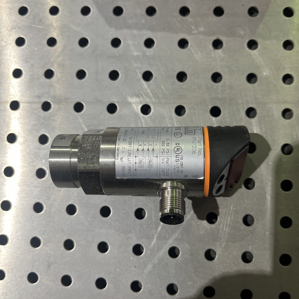 Efector, PN7226, Pressure Sensor Open Box