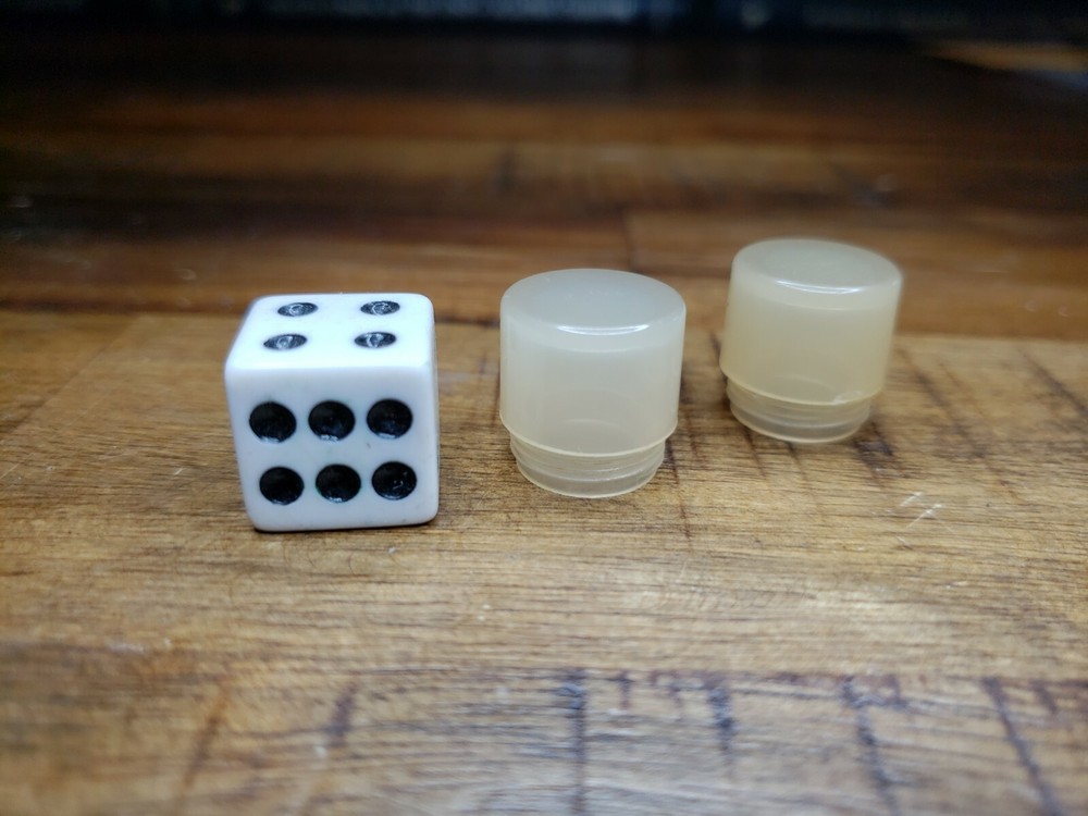 2 clear White DIALIGHT Dialco 135 Lens Covers. Vintage.