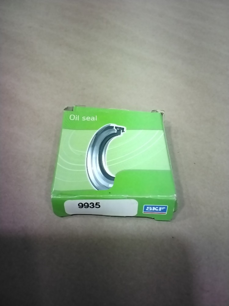 SKF 9935 OIL SEAL