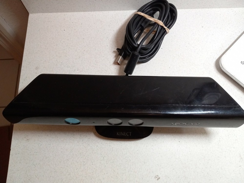 Official OEM Microsoft Xbox 360 Kinect Sensor Model 1473 Tested and Works