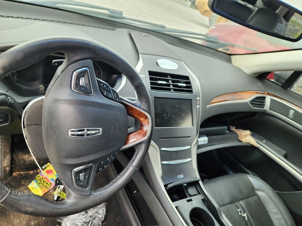 2013-2016 Lincoln MKZ Front Center Dash Screen