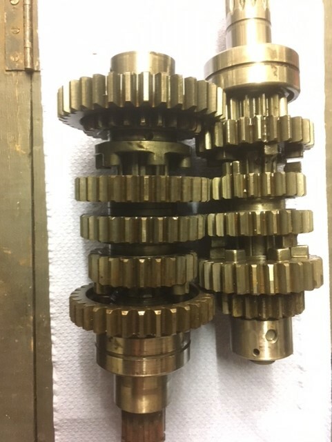 1987 Kawasaki GPZ600R gearbox input & output shaft
