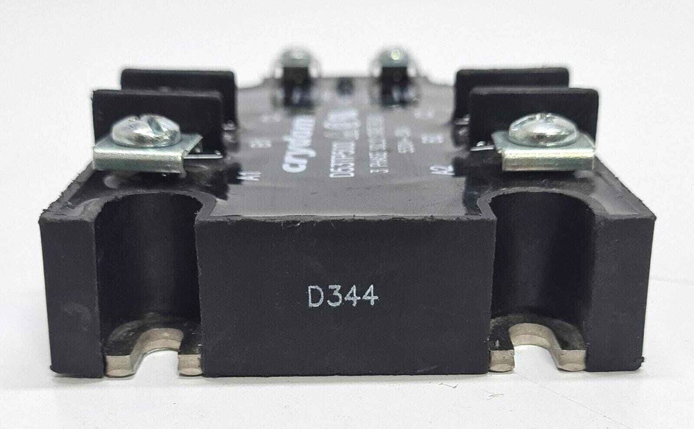 1X CRYDOM D53TP50D Solid State Relay New 1PC