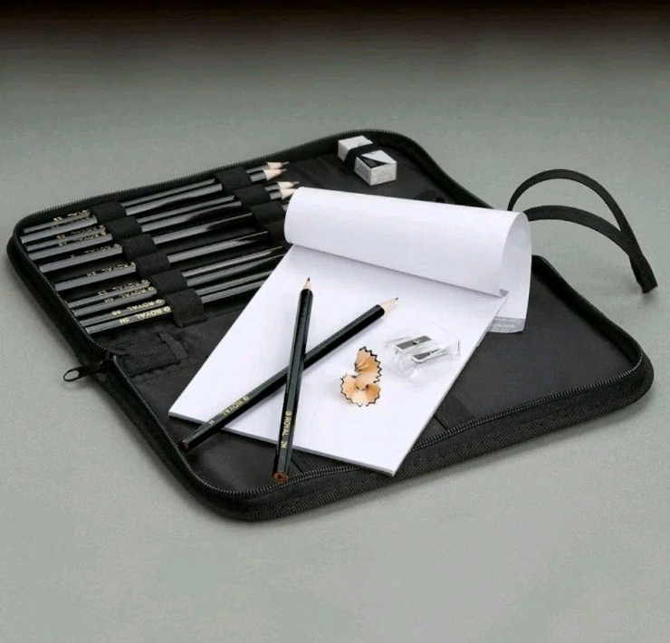 Royal & Langnickel Essentials Sketching Keep 'n' Carry Set (16pc)
