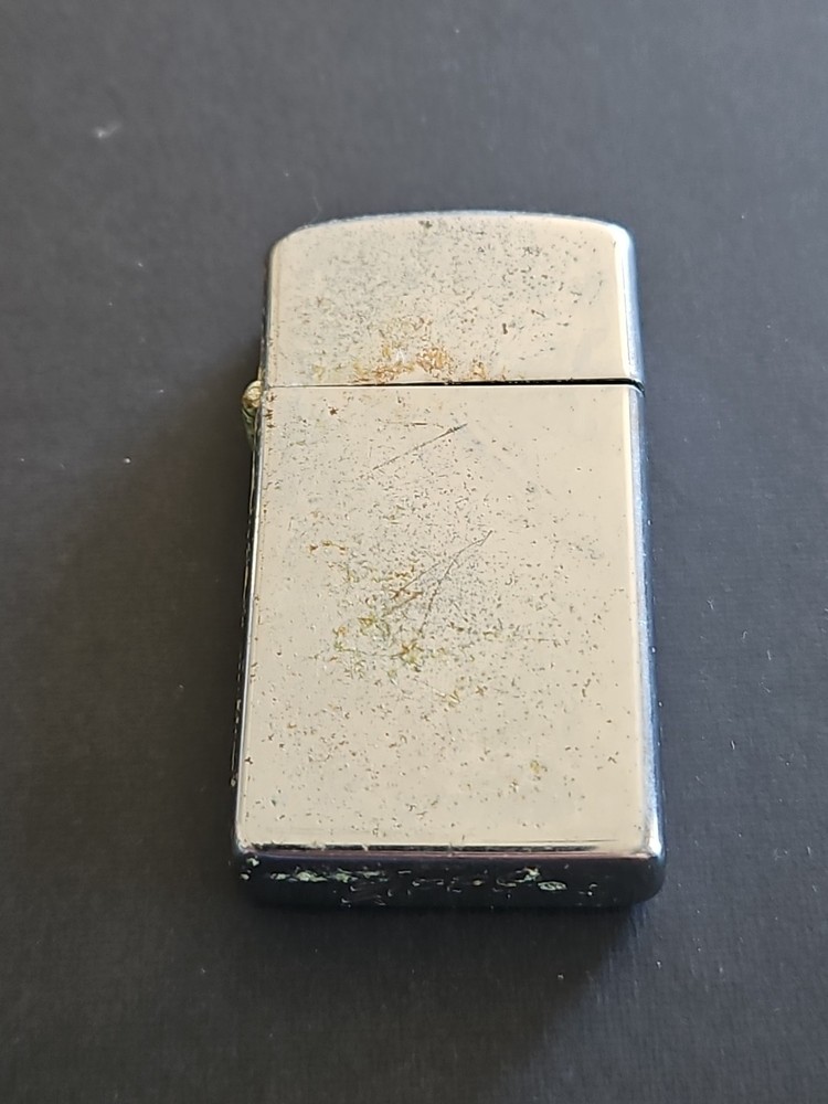 ZIPPO LIGHTER SLIM VINTAGE