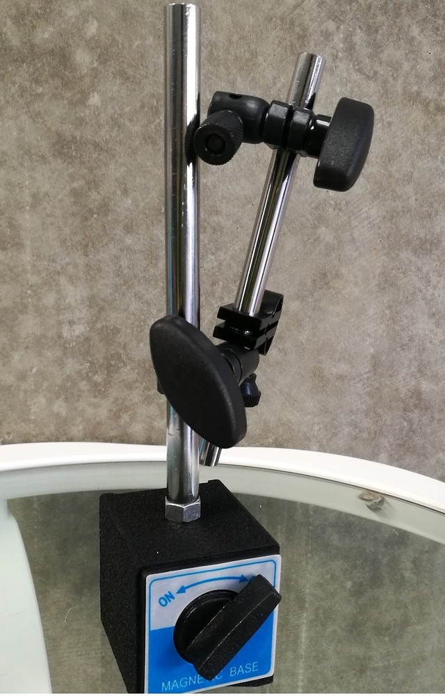 Dial indicator holder with Magnetic Base on/off switch.