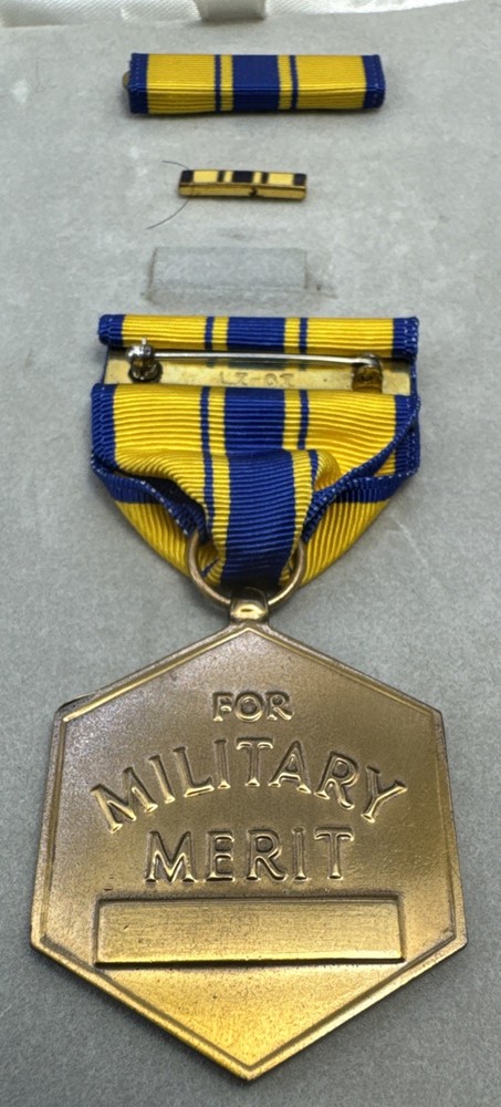 US Air Force Boxed Commendation Medal Set