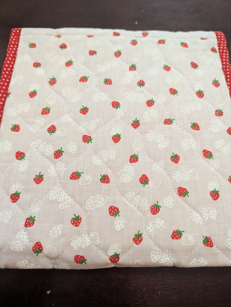 Strawberry Printed Pot Holder Carrier