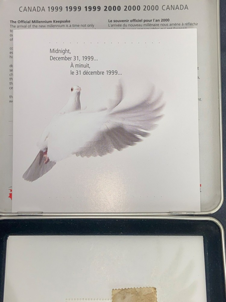 Canada Post Millennium 1999-2000 Canada Stamp set In Keepsake Box