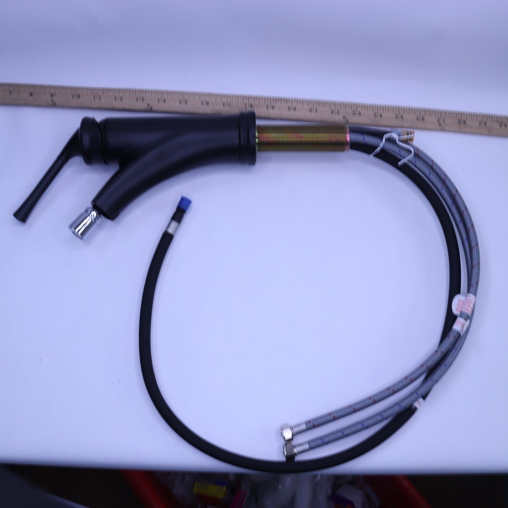 1-Handle Pull-Out Sprayer Kitchen Faucet Matte Black - Missing Spout