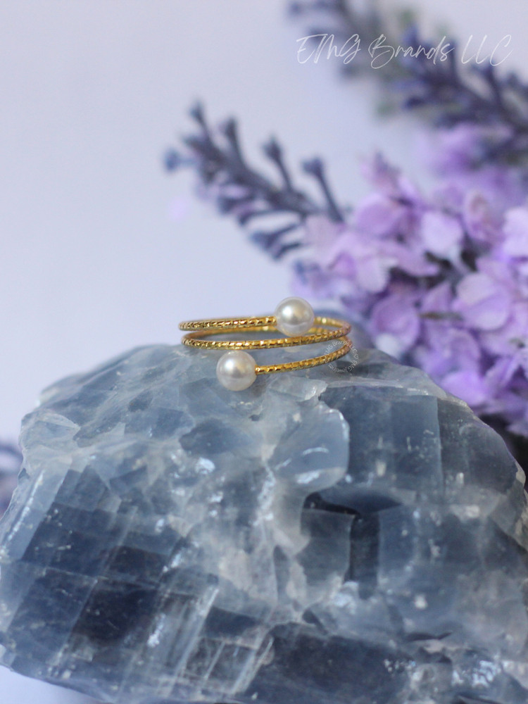 Double Akoya Pearl Ring