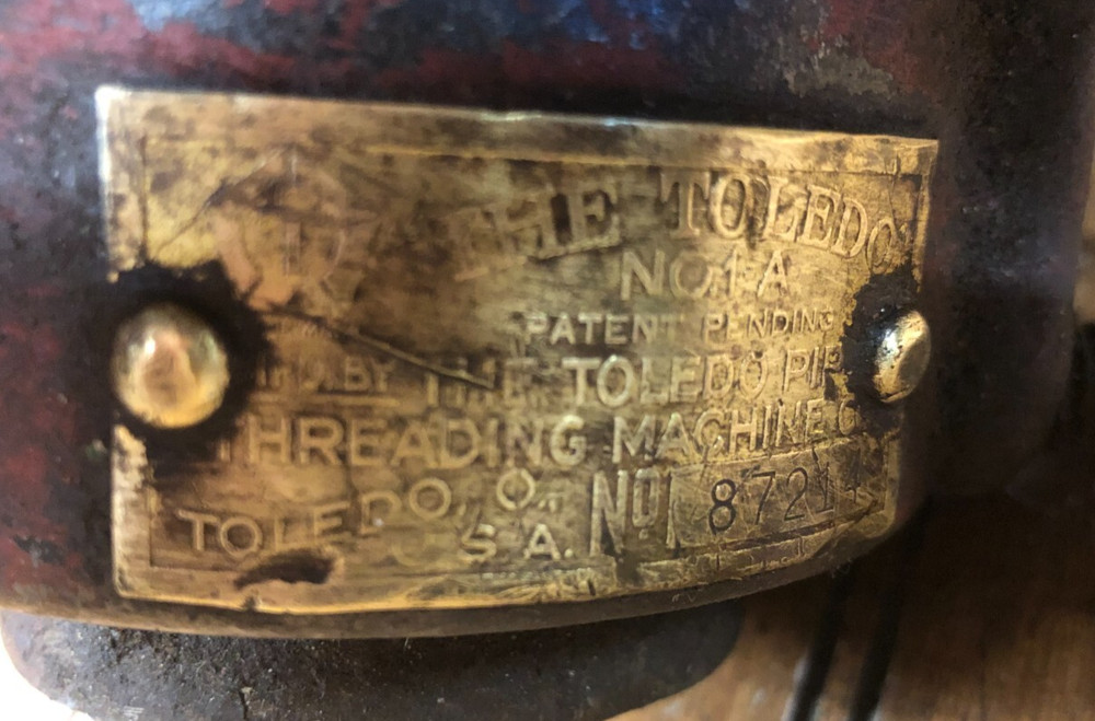 Vintage Toledo No. 1-A Pipe Threading Machine Pipe Threader