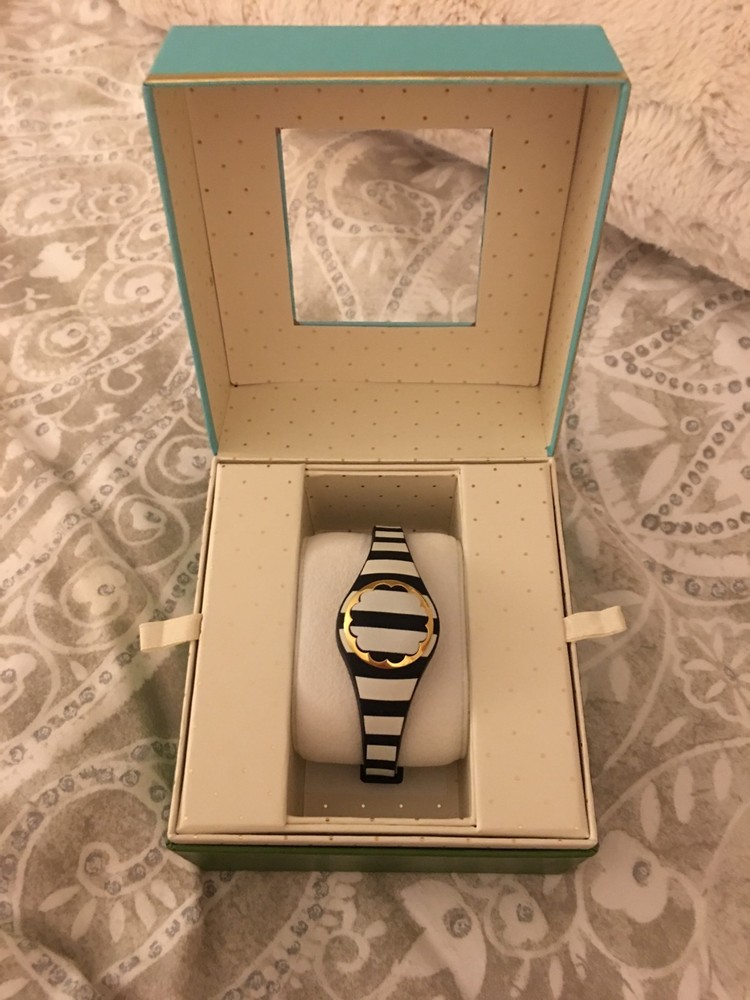 Preowned Kate Spade Black and White Stripe Scallop Activity Tracker