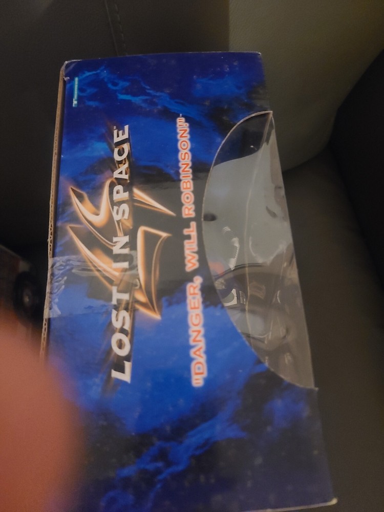 TRENDMASTERS LOST IN SPACE ROCKET LAUNCHER ROBOT