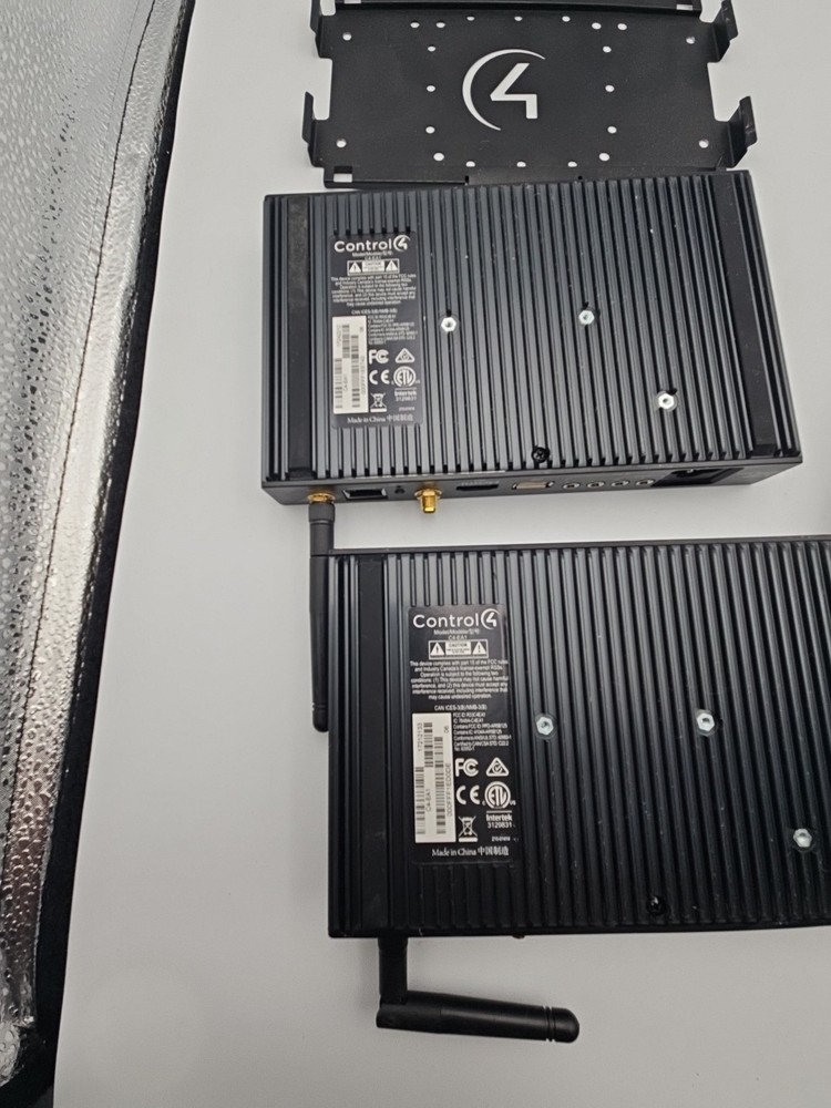 Control4 C4-EA1 Smart Home Controller Bundle Remotes Power Tested No Cords