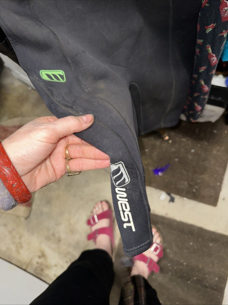 West Lite WETSUIT SHORT SLEEVE Size 10 2x2 Kids