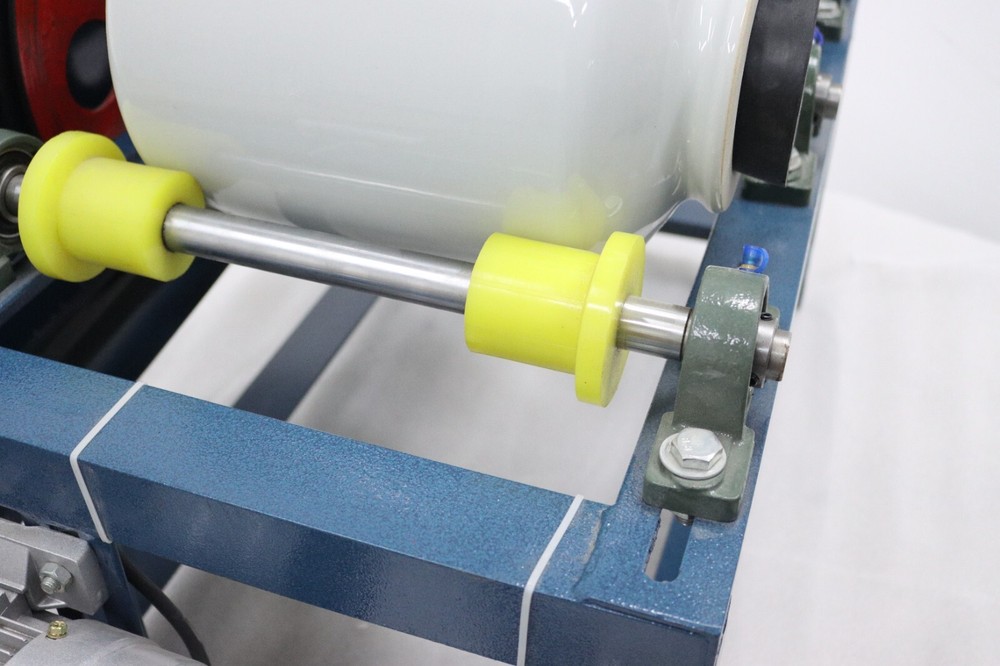 Lab Ceramic Ball Mill Grinding Machine 2*5L Horizontal Grinder for Links Glazes