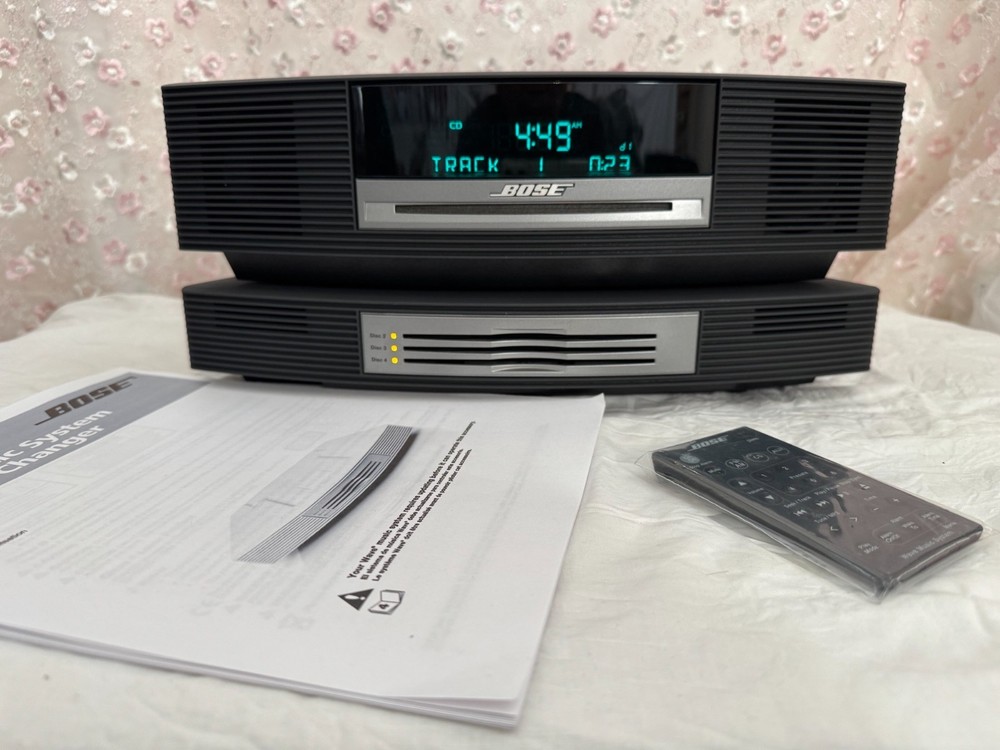 Bose Wave Music System CD AM/FM W/ 3 CD Changer & Remote Control