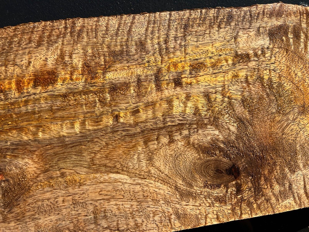 Hawaiian Curly Mango Board #14039