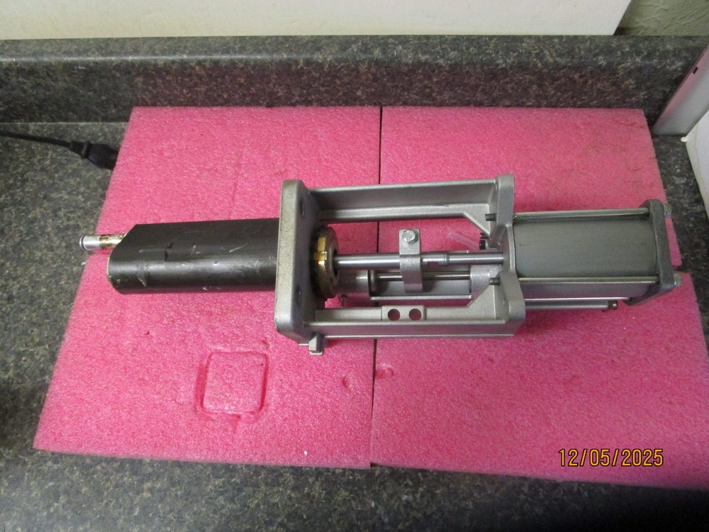 Nordson 3700V Hot Melt Adhesive System Component - Pump Assembly