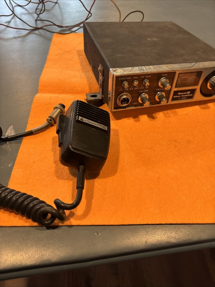 ROYCE CB RADIO 1976 Transceiver Model I-655 NOT TESTED