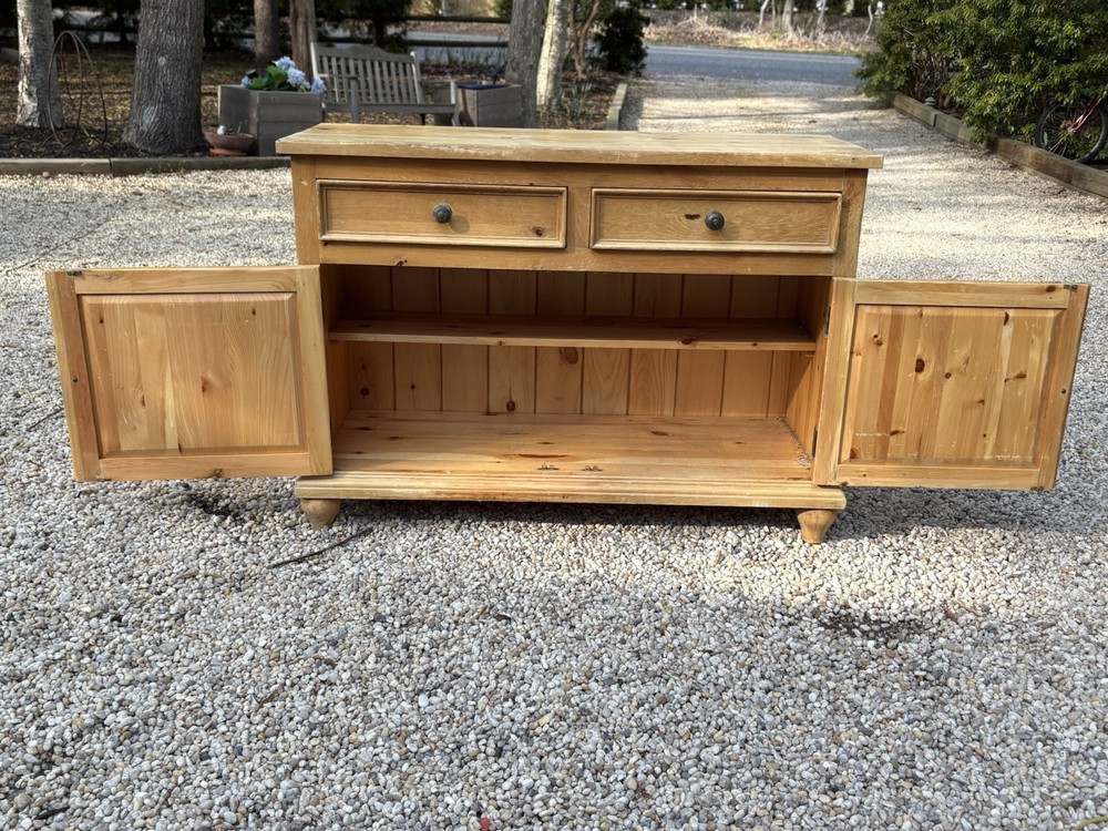 SOLID WOOD PINE