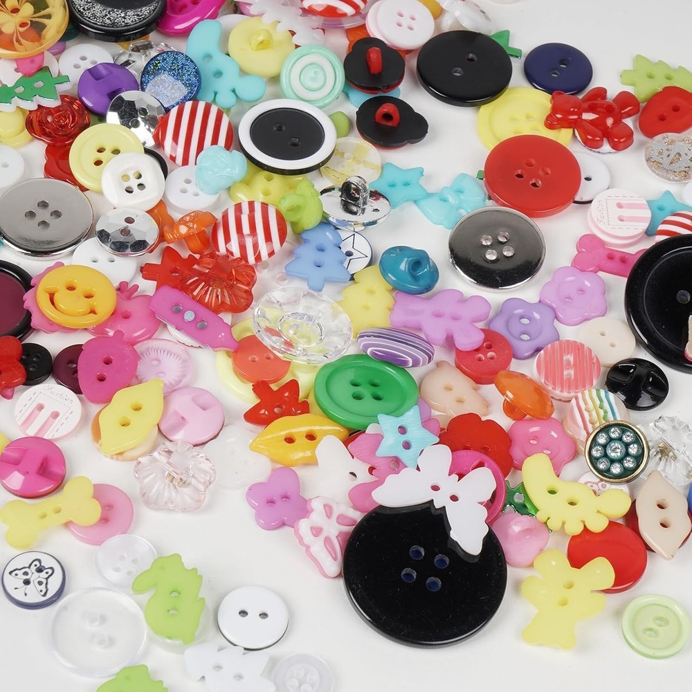Random 100pcs Small Plastic Buttons DIY Sewing Craft Accessory Mix