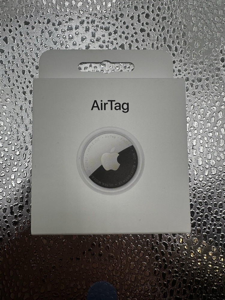 Apple AirTag 2nd Generation Genuine Apple Tracker 1 Pack New Sealed